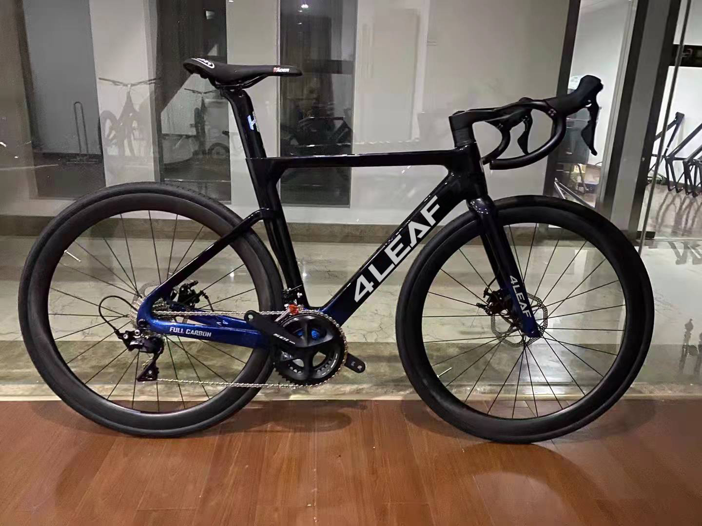 700x45C Urban Gravel Bike, Car - огляд і ціна Cycling Commute Training